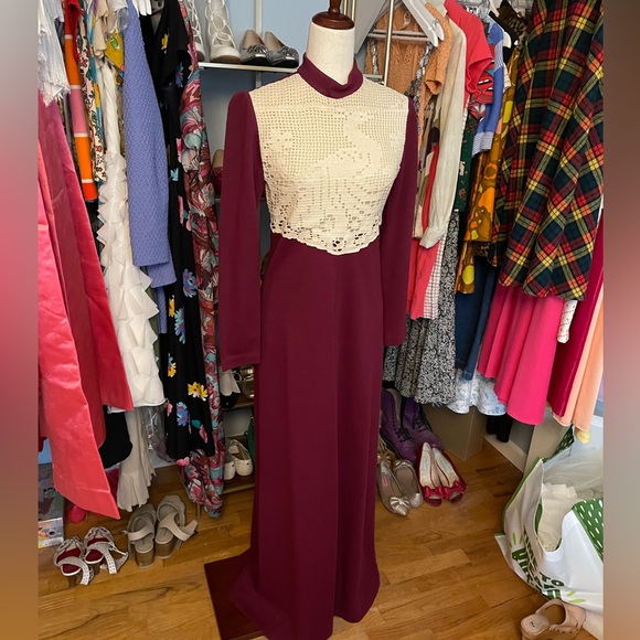 Vintage Peacock Crochet Maci - Size Medium - Picture 2 of 8